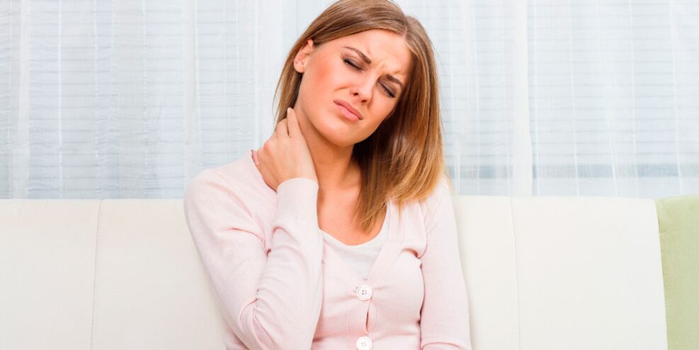 fever with neck pain